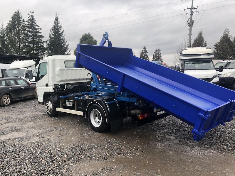 Mitsubishi Canter (2019) 7C18 3.0TDi nový nosič N1 B - fotka 6 z 12