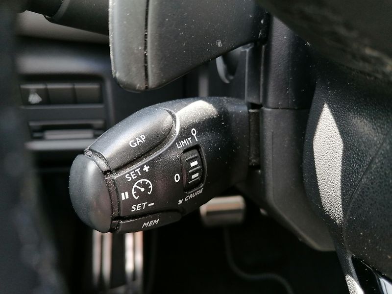 Citroën C5 Aircross (2021) 1.5 BlueHDi A/T Full LED,Masáž - fotka 24 z 33