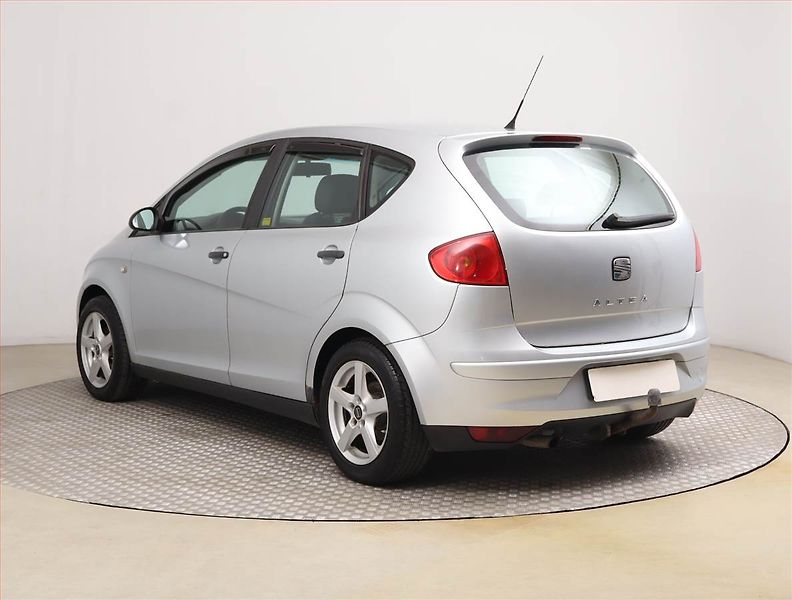 Seat Altea (2005) 1.9 TDI, po STK, Tažné - fotka 4 z 16