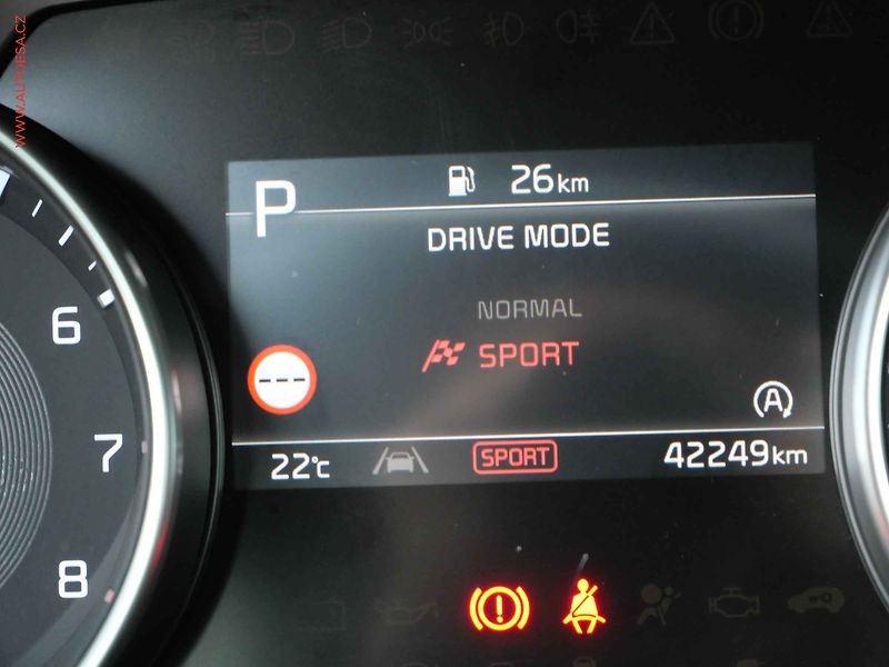 Kia XCeed (2025) 1.6 T-GDi, 1.maj,ČR, AT - fotka 24 z 26