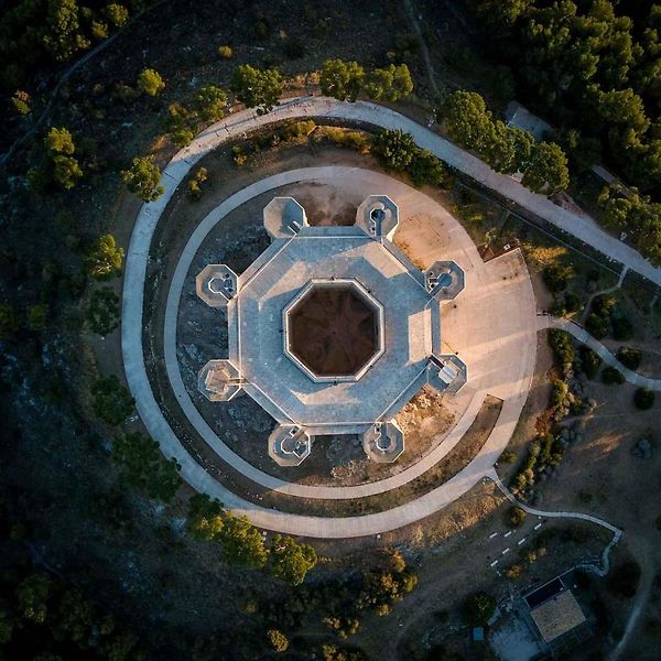 Letecký pohled na Castel del Monte.