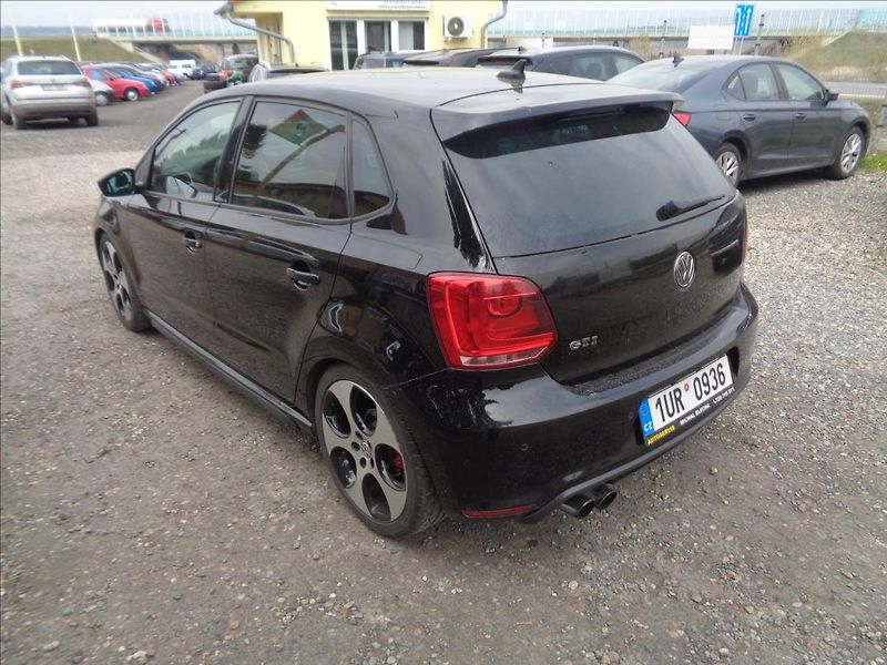 Volkswagen Polo 1,4 - fotka 13 z 18