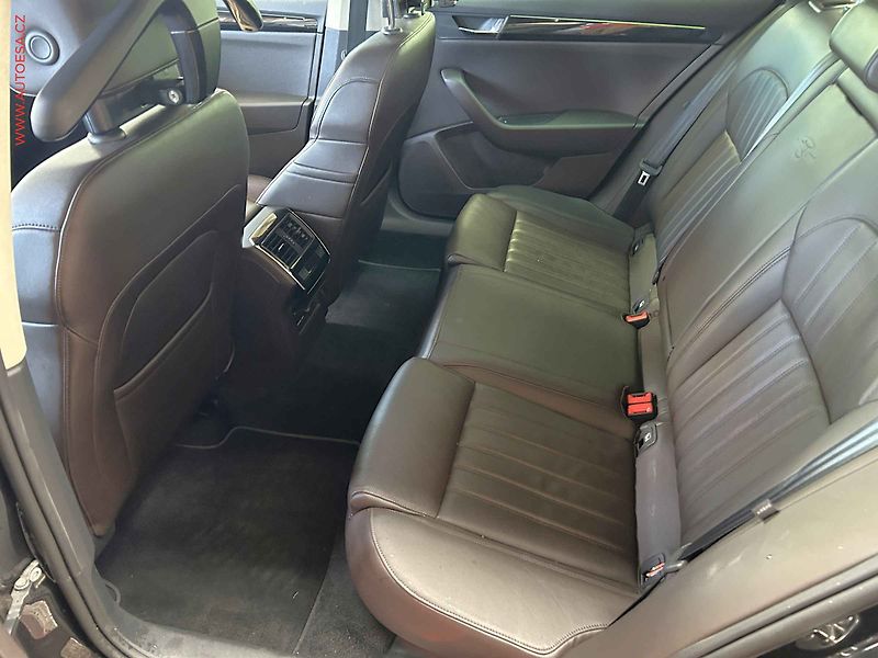 Škoda Superb (2015) 2.0TDi, 1.maj, L&K, DSG - fotka 10 z 17