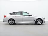 BMW Řada 3 2,0 318d 100kW GT M-Sport - náhled 8