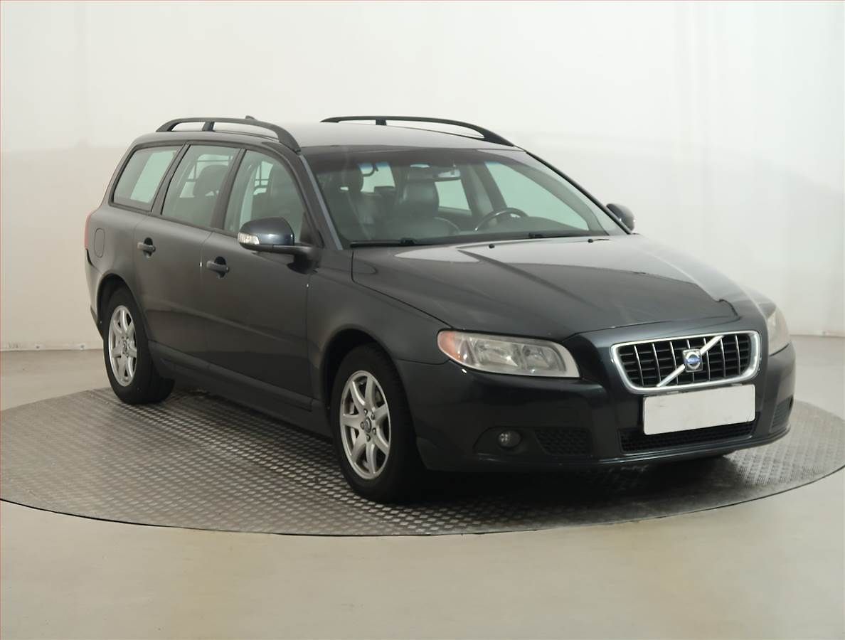 Volvo V70 2.4 D, Automat, po STK, Tažné