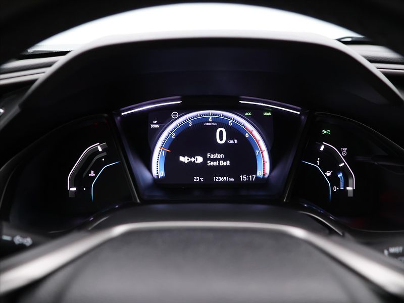 Honda Civic 1,0 VTEC 93kW Executive - fotka 15 z 27