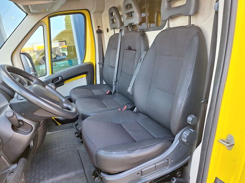 Peugeot Boxer (2017) Furgon 3300 L3H2 BHDi 130k M6 - fotka 11 z 14