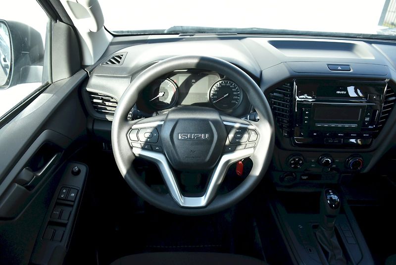 Isuzu D-Max (2025) DoubleCab L AT - fotka 8 z 21