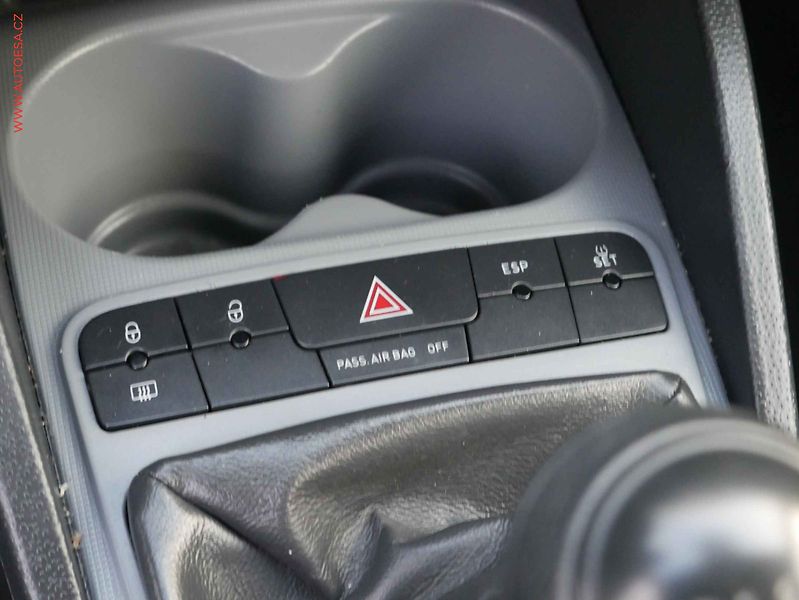 Seat Ibiza (2014) 1.2 12V, Reference, +kola - fotka 14 z 18