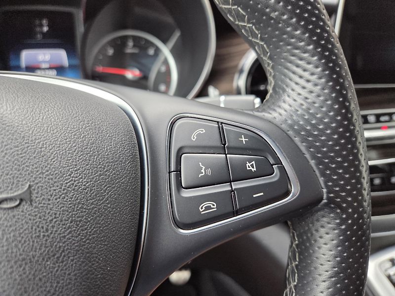 Mercedes-Benz Třídy V (2023) 300d 4M AVG AMG TOPvýbava 1m - fotka 22 z 49