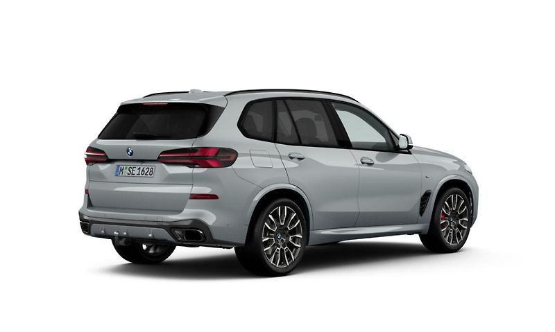 BMW X5 xDrive30d - fotka 2 z 4