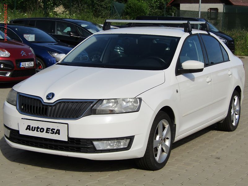 Škoda Rapid (2013) 1.6 TDi, ČR, servis.kniha - fotka 3 z 16
