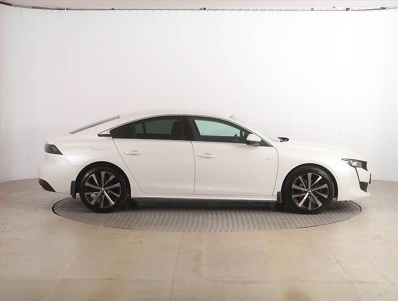 Peugeot 508 (2019) 1.5 BlueHDi, Automat - fotka 6 z 22