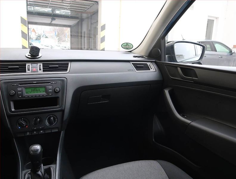 Škoda Rapid (2013) 1.2 TSI, ČR,1.maj - fotka 8 z 16