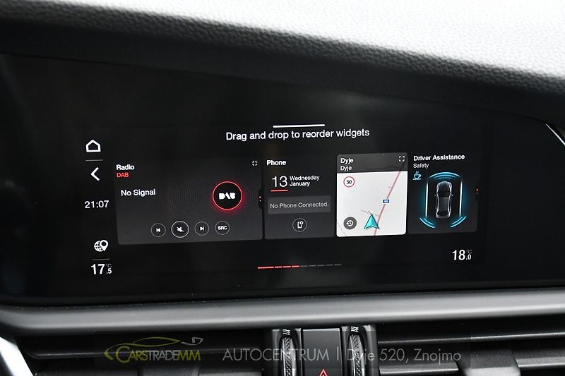 Alfa Romeo Giulia 2.2JTDm 154kw Ti - fotka 36 z 53