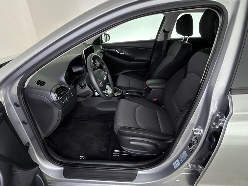 Hyundai i30 Smart DCT - fotka 7 z 26