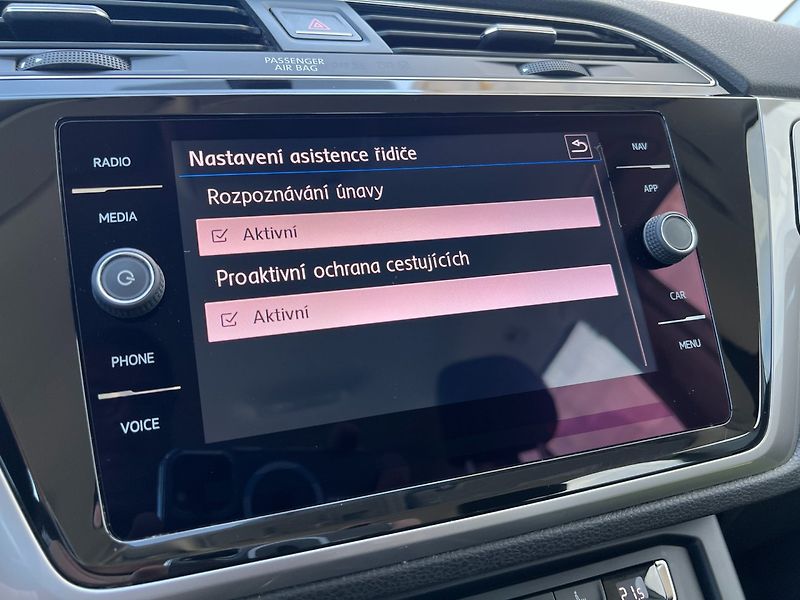 Volkswagen Touran (2019) 1.6TDi 85kW COMFORTLINE - fotka 22 z 28