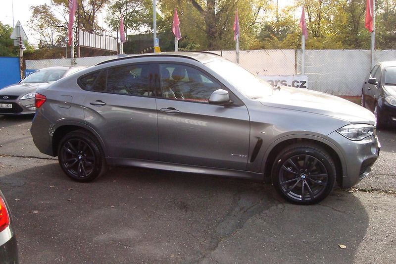 BMW X6 (2015) Xdrive,3.0d,M-Paket,ČR,1.Maj. - fotka 8 z 94