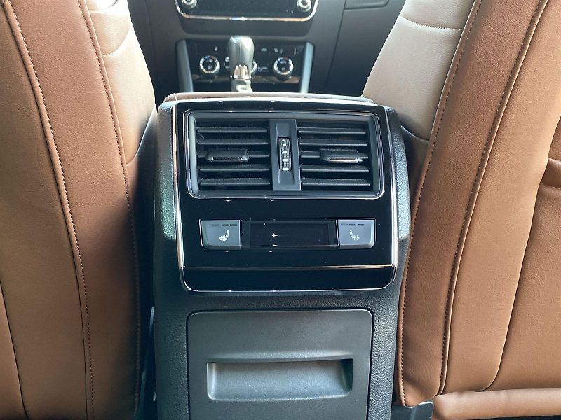 Škoda Superb (2023) Combi 1.5 TSI DSG L&K - fotka 29 z 37