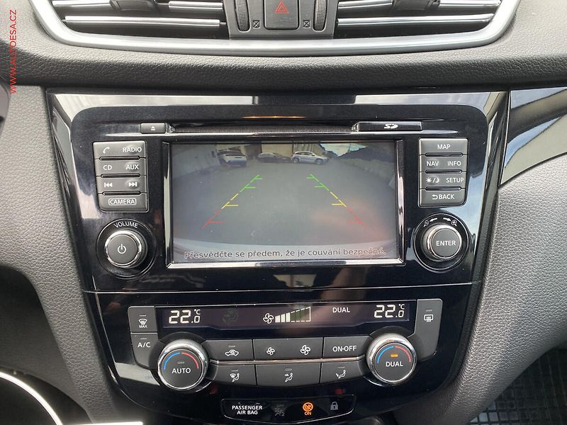 Nissan Qashqai (2018) 1.2TCe, ČR, Klima - fotka 19 z 19