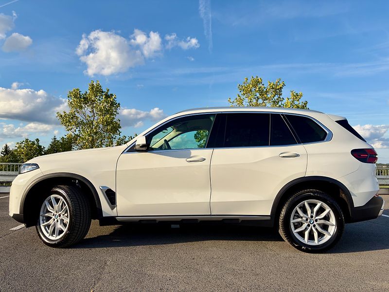 BMW X5 (2025) VZDUCH 2VR SoftClose Tažné HUD - fotka 7 z 51