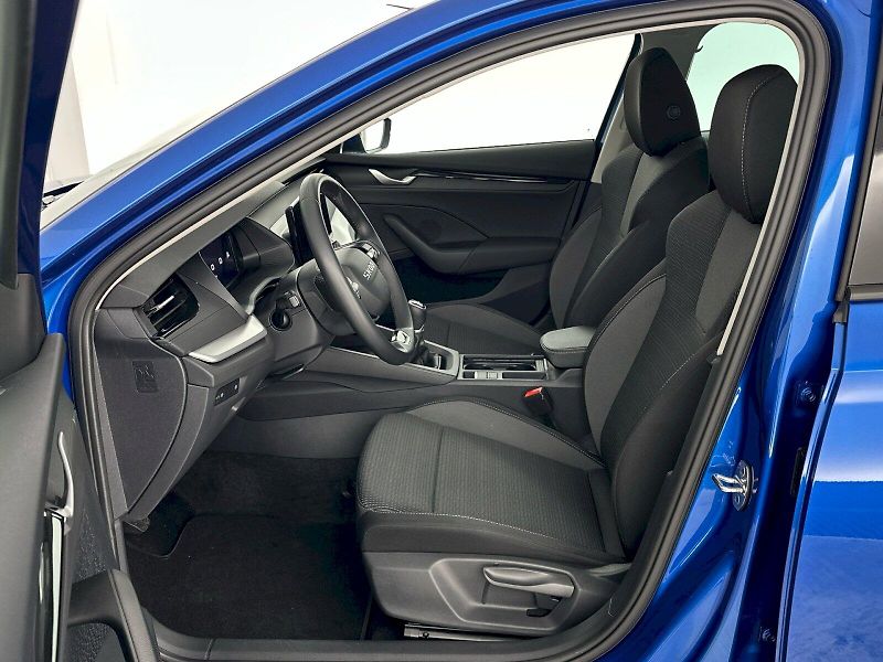 Škoda Octavia (2025) Combi 1.5TSI 110kW Selection - fotka 7 z 28