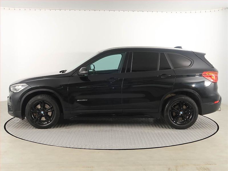 BMW X1 (2015) M Sport xDrive20d, 4X4 - fotka 3 z 20