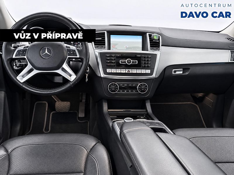 Mercedes-Benz GL 3,0 350d 4M 190kW CZ 1Maj DPH - fotka 3 z 12