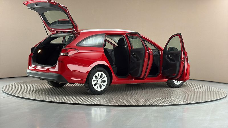 Hyundai i30 1.0 T-GDI Start Plus Kombi - fotka 6 z 26