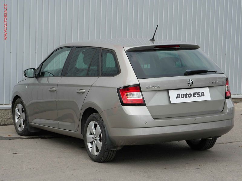Škoda Fabia (2015) 1.4 TDi, ČR, Style - fotka 6 z 23