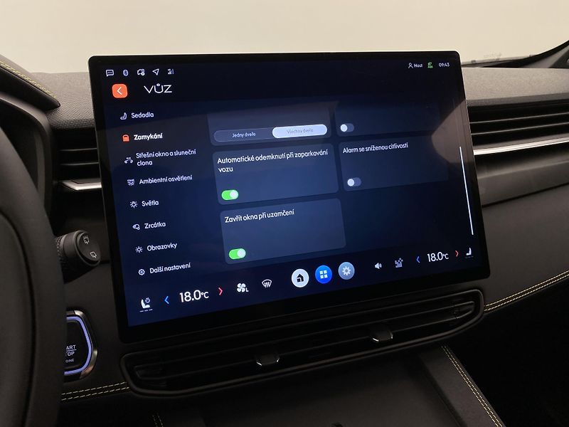 Lynk & Co 01 MORE PHEV AUT CZ 1.maj - fotka 64 z 95