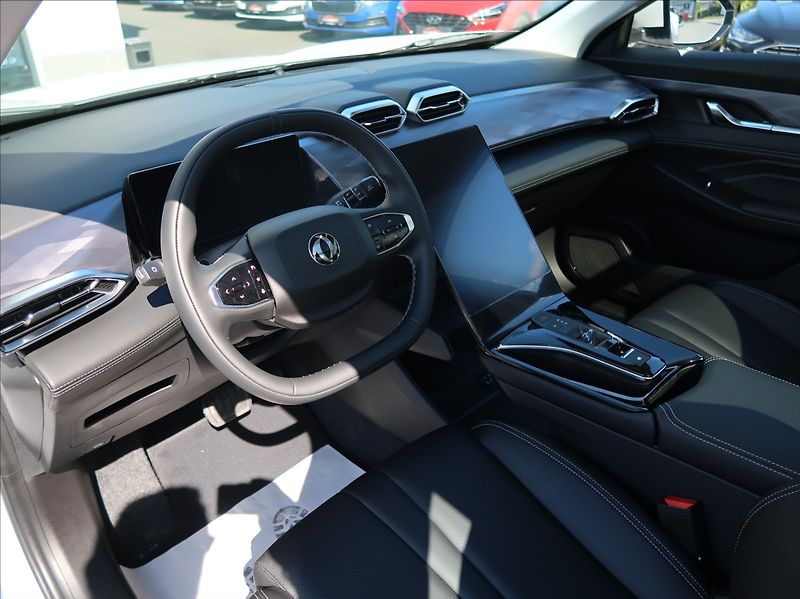 Dongfeng Mage (2026) 1,5 T 145 kW E3 DCT7 - fotka 9 z 26