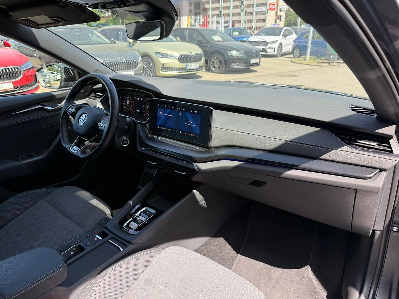 Škoda Octavia Sportline 2.0 TDI 110kw DSG Co - fotka 11 z 26