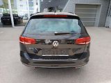 Volkswagen Passat (2018) 2,0 TDi 4Motion DSG 140 KW - náhled 4