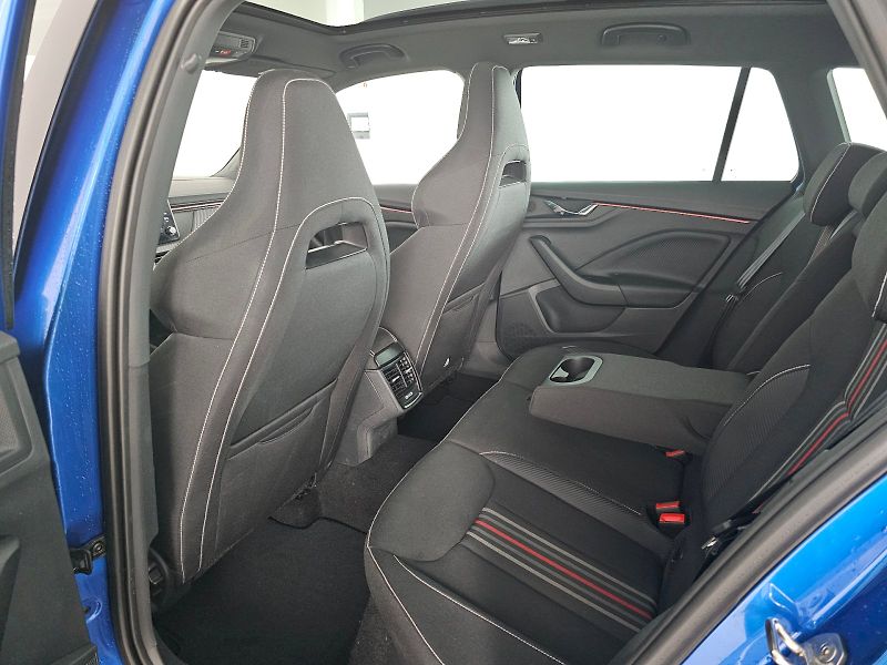 Škoda Kamiq (2025) 1.0TSI 85kW MONTE CARLO - fotka 7 z 30