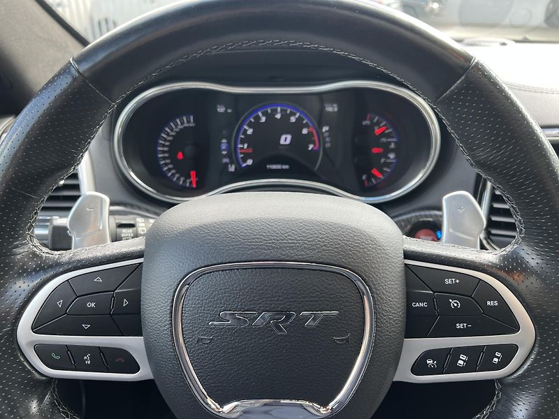 Jeep Grand Cherokee SRT 6.4 V8 HEMI - fotka 18 z 30