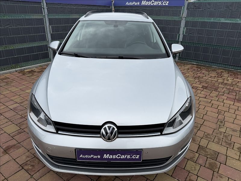 Volkswagen Golf Variant VII 1.6 TDI Comfortline - fotka 2 z 22