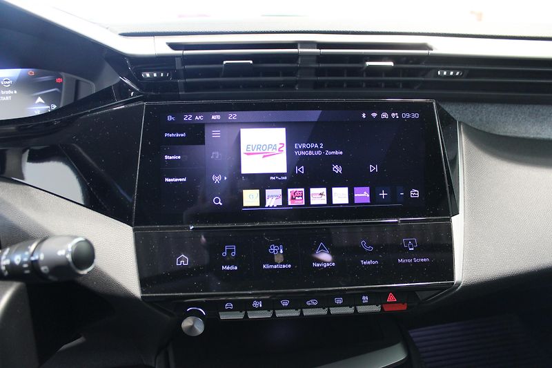 Peugeot 308 (2023) 1,5HDi,130HP,aut.,ALLURE PACK, - fotka 16 z 20