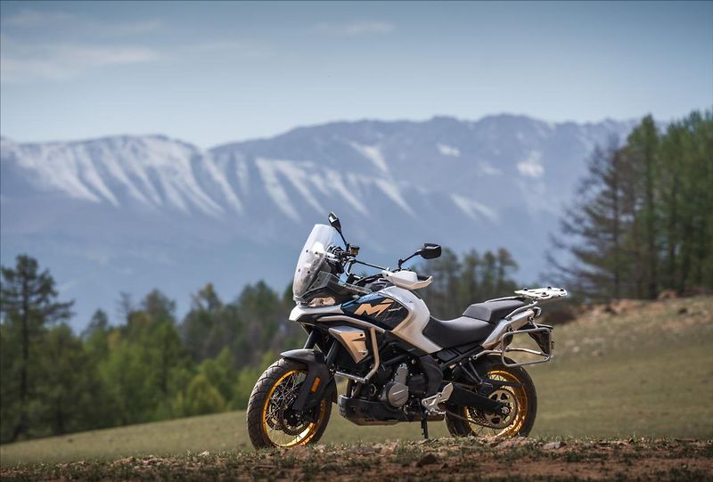 CFMOTO (2025) 700MT Adventure  EU5+ - fotka 6 z 9