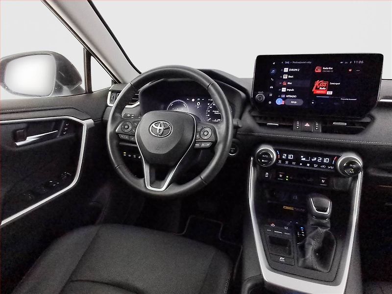 Toyota RAV4 (2024) 2.5 Hybrid - fotka 7 z 21