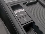Volkswagen Golf (2019) 1.6TDI 85KW DSG – NAVI, ERGO - náhled 29