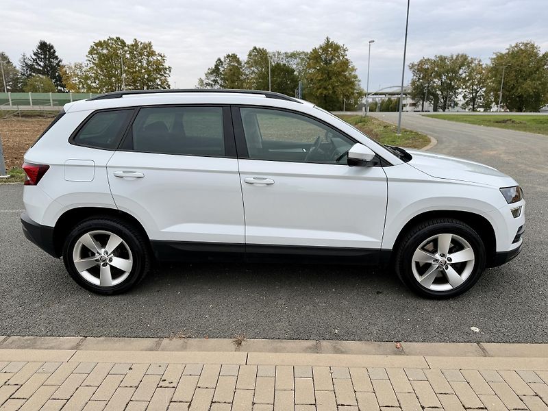 Škoda Karoq 1.0 TSI NAVI TAŽNÉ SERVISKA - fotka 6 z 46