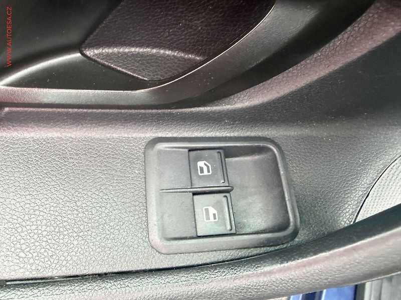Škoda Roomster (2011) 1.6 TDi, Klima - fotka 11 z 15