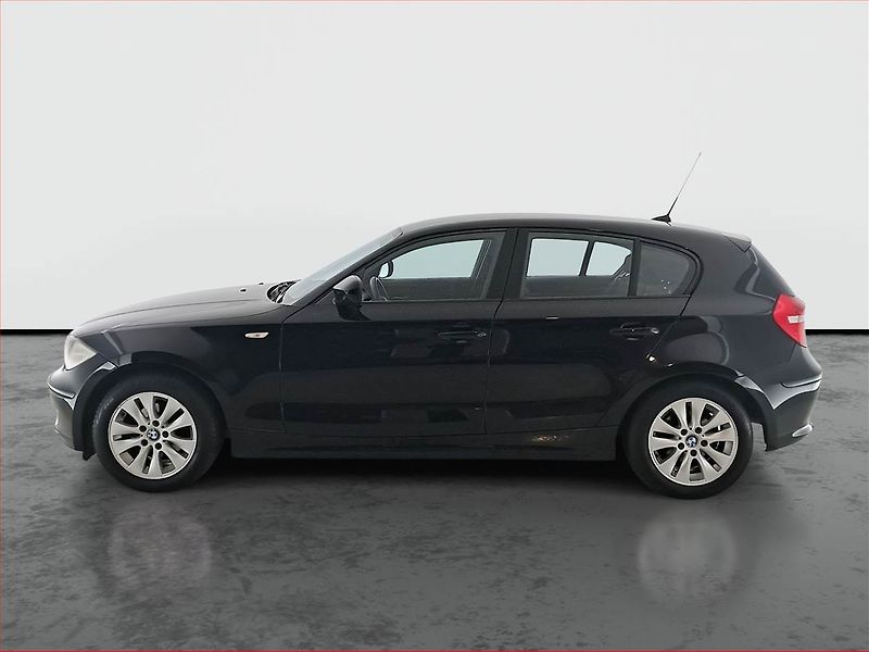BMW Řada 1 (2010) 116d, po STK, jezdí výborně - fotka 3 z 17