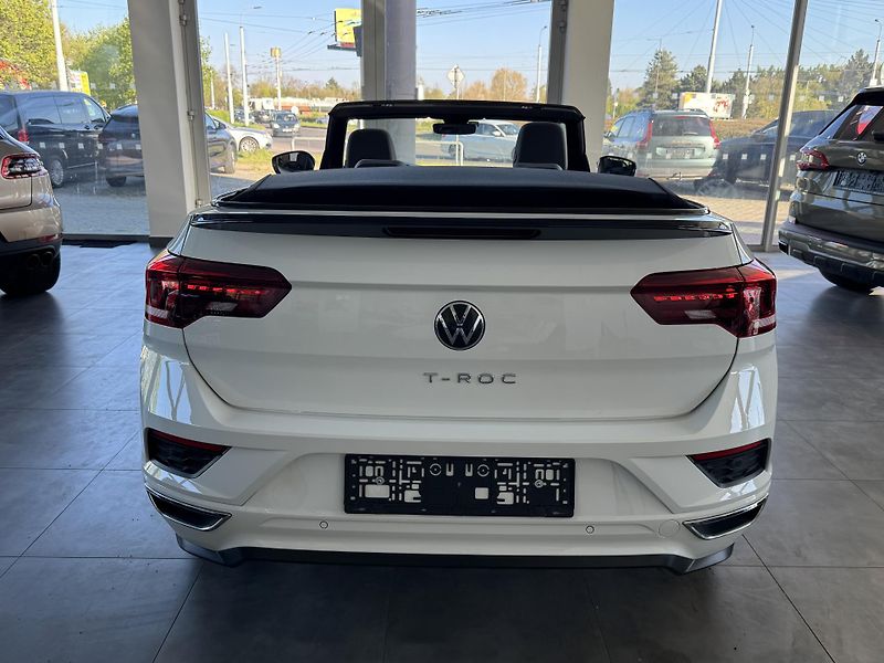 Volkswagen T-Roc (2021) 1,5TSi DSG REZERVACE - fotka 8 z 32