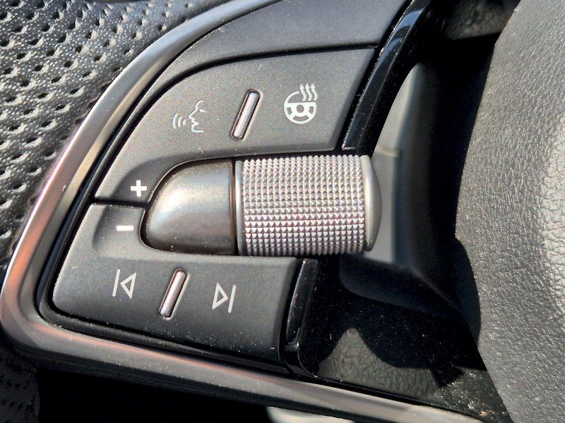Škoda Scala (2025) Monte Carlo 1.0TSi 85kW 6°manu - fotka 23 z 30