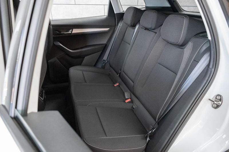 Škoda Karoq 1.5 TSI AMBITION*DPH*ČR 1.MAJ* - fotka 13 z 35