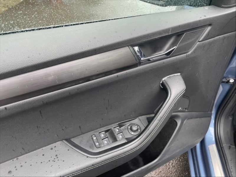 Škoda Superb 2,0 TDI 147 4x4 Style - fotka 11 z 11