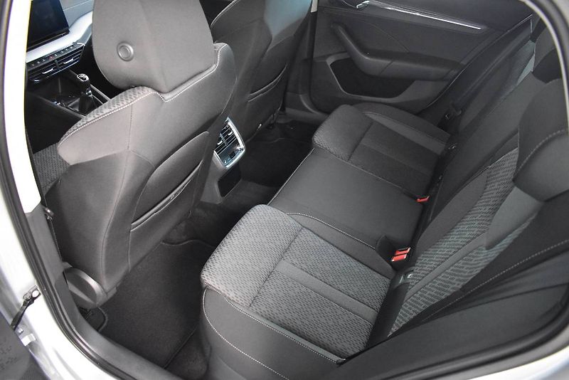 Škoda Octavia (2022) Style 2.0TDI 110kW LED - fotka 15 z 24