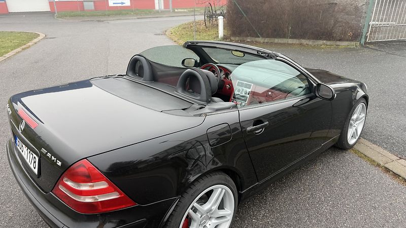 Mercedes-Benz SLK (2000) 320 AUT 160KW MB KOLA18 KLIMA - fotka 24 z 24